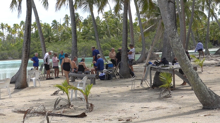 Blue-Lagoon-Snack-Area-1-of-1.jpg