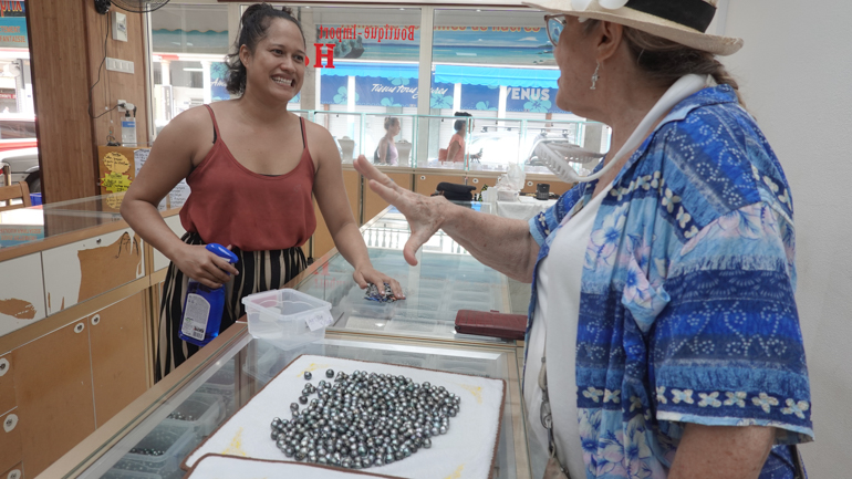 picking-out-pearls.jpg