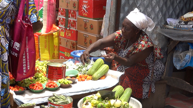 woman-at-market-2.jpg