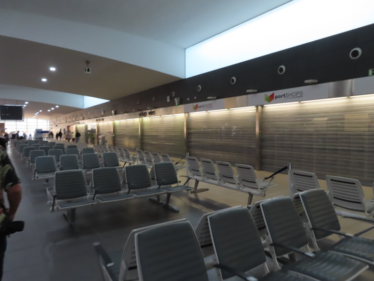 malaga-cruise-terminal-interior-1-of-1.j