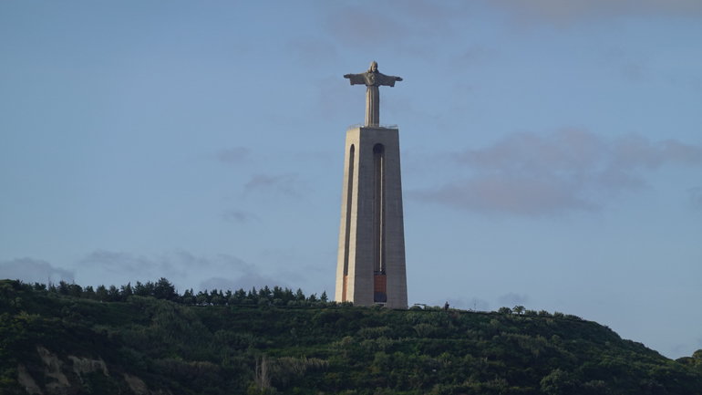 Christ-Statue-1-of-1.jpg